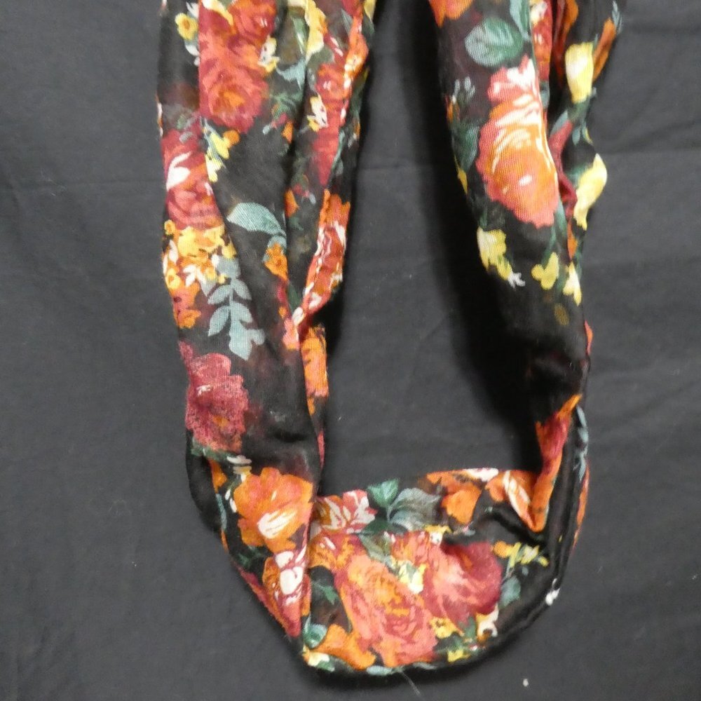 Floral Infinity Scarf - Picture 2 of 6